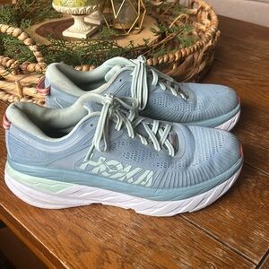 Hoka One One Bondi 7